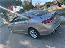 Chrysler 200